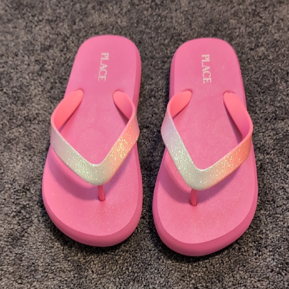 Children's Place Kids Pink Glittery Ombre Flip Flops Size 3/4